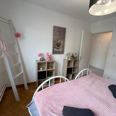 Stef Two Centre Ville 2 Chambres 4Voyageurs Valenciennes Exterior photo